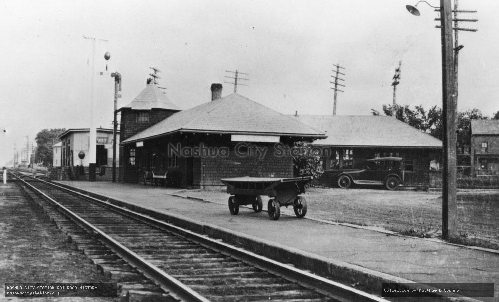 Postcard: Cumberland Mills station